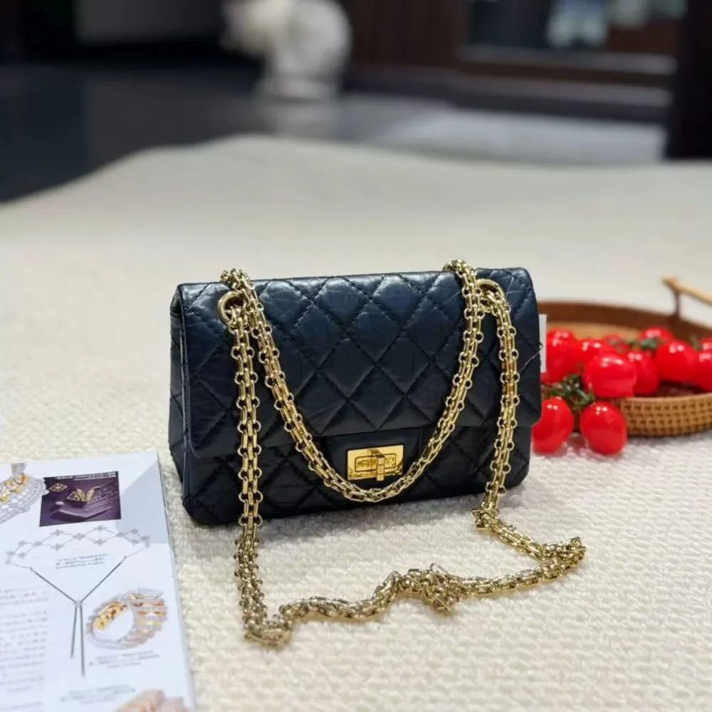 Chanel Women Pre-Loved Bag Very Good Condition
